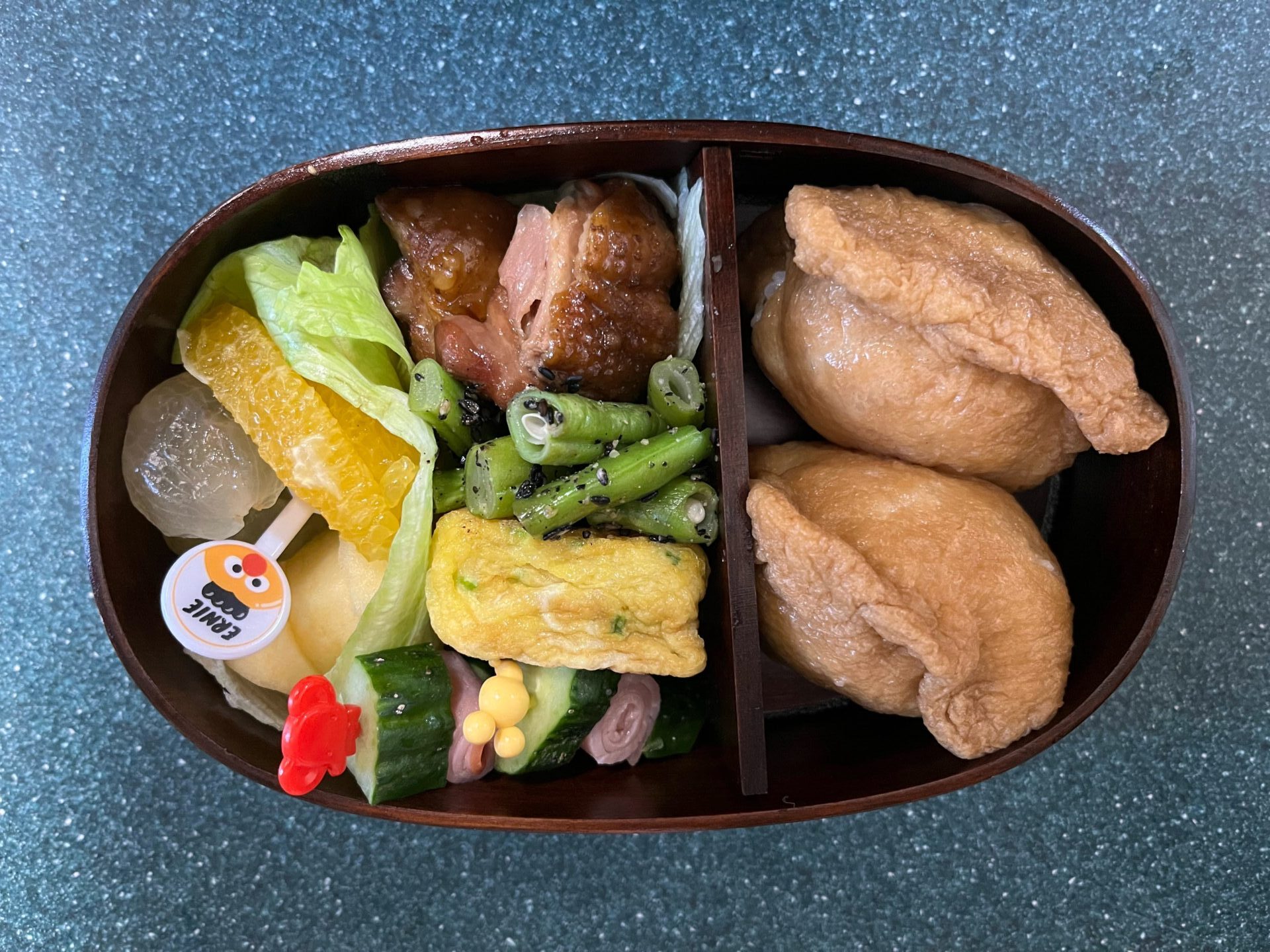 今日のお弁当(2/14)
メインは鶏肉の甘辛煮でした