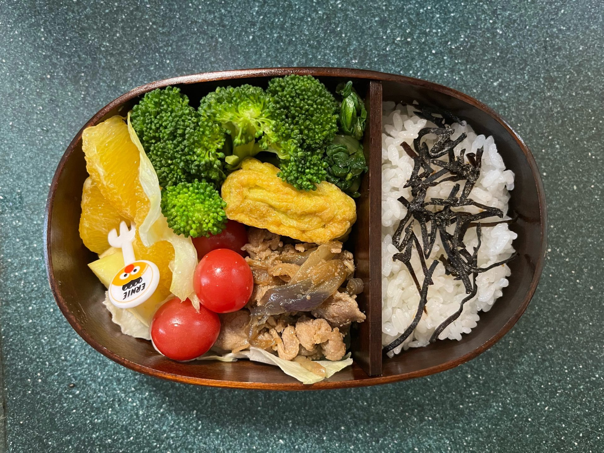 今日のお弁当(2/19)
メインは豚肉の生姜焼きでした