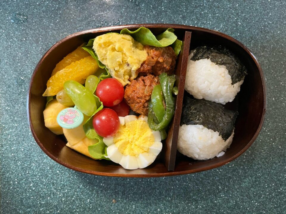 今日のお弁当(2/21)
メインはトマトミートボールでした