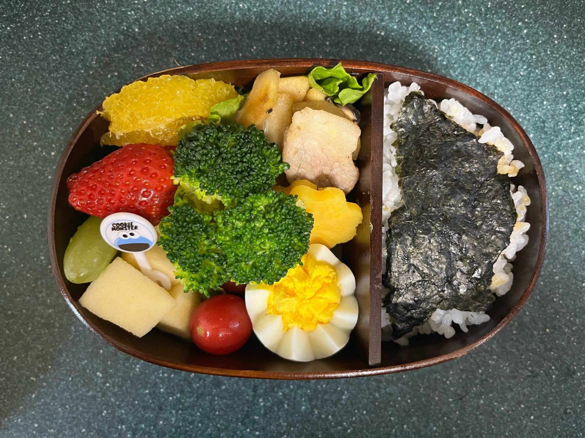 今日のお弁当(2/27)
メインは塩豚の炒め物でした