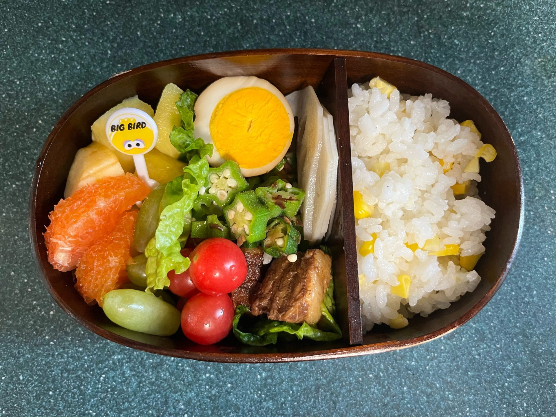 今日のお弁当(4/17)
メインは豚の角煮でした