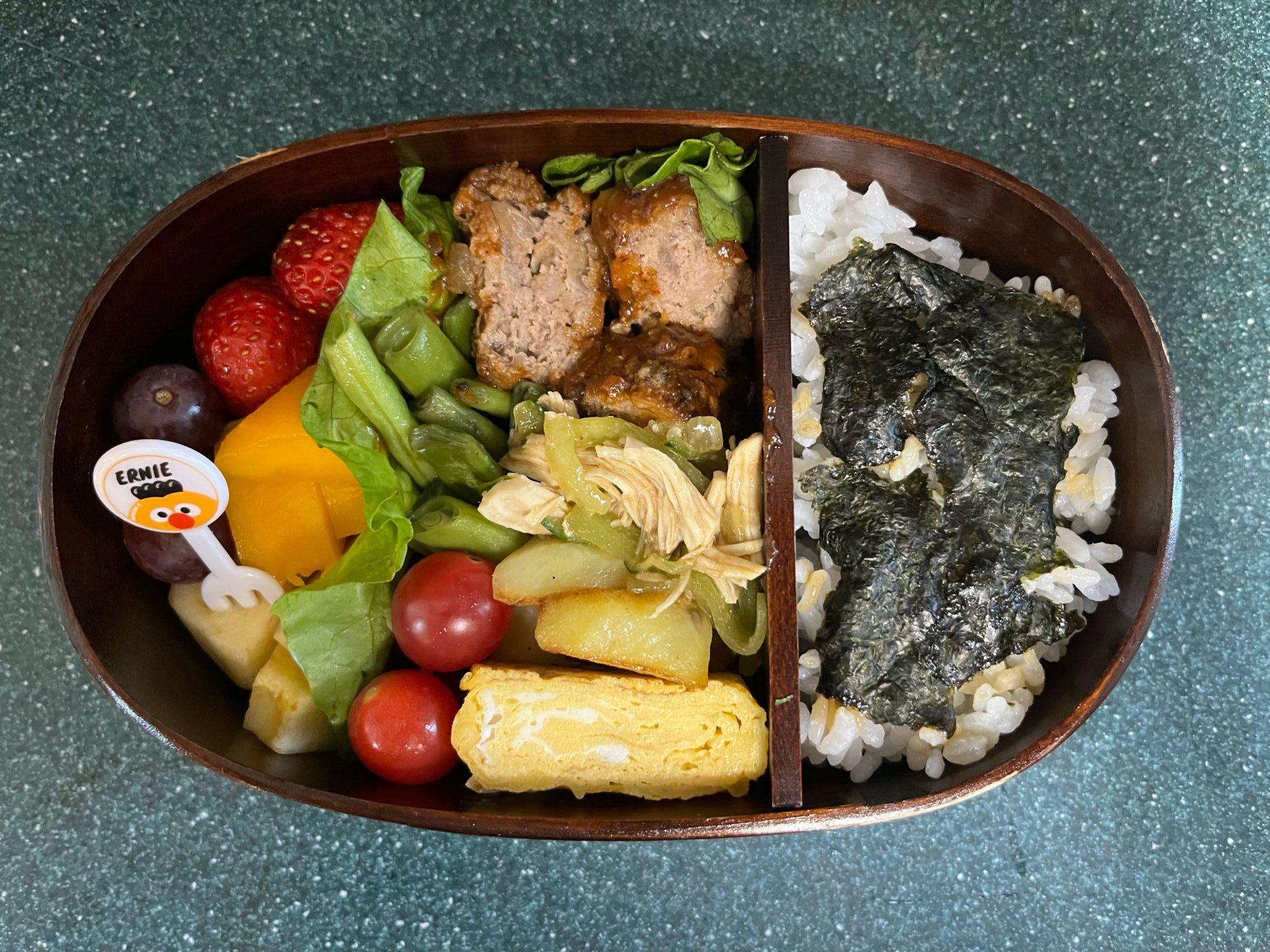 今日のお弁当(4/25)
メインはハンバーグでした