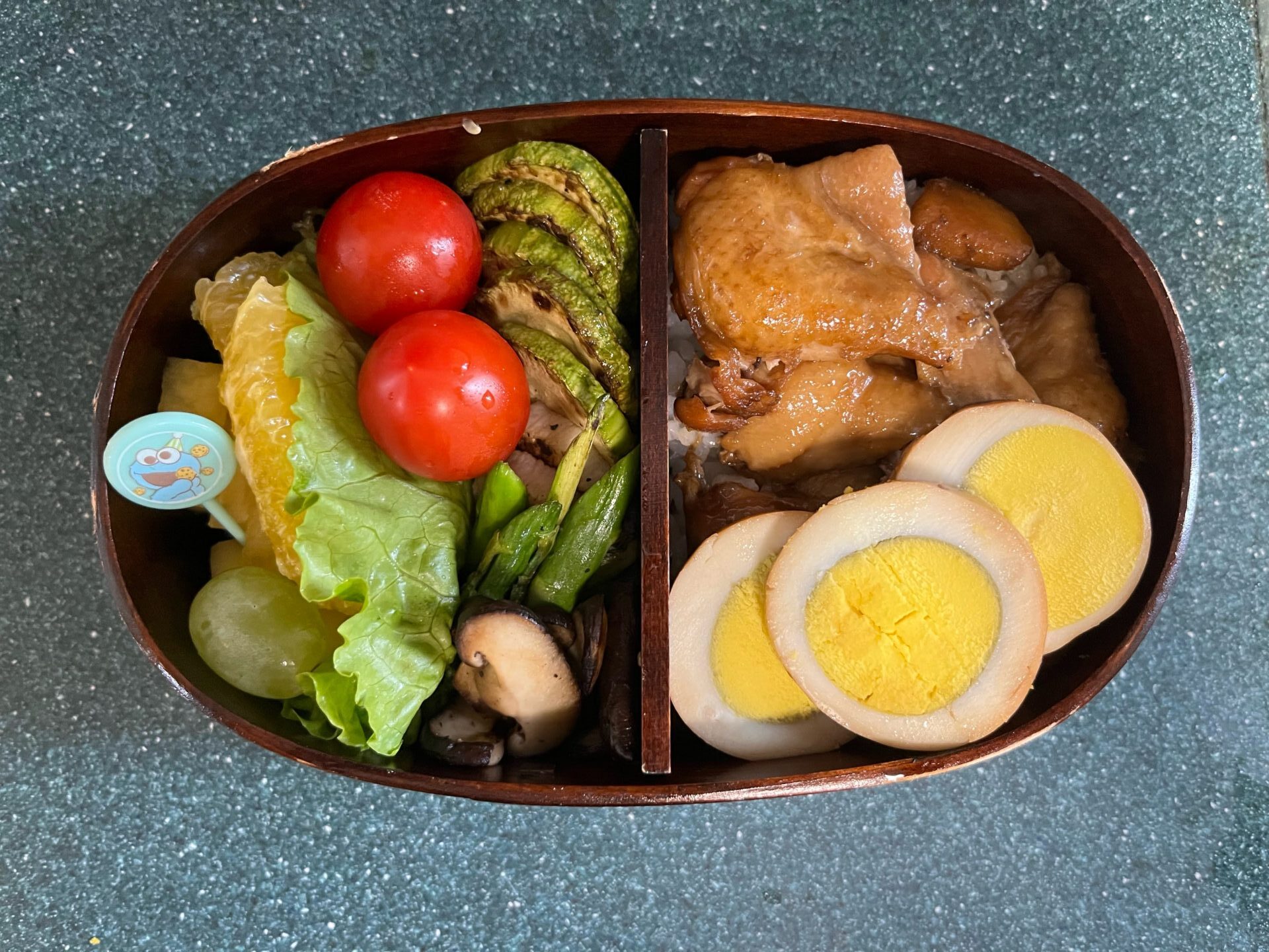 今日のお弁当(5/29)
メインは手羽元の中華風甘辛煮でした