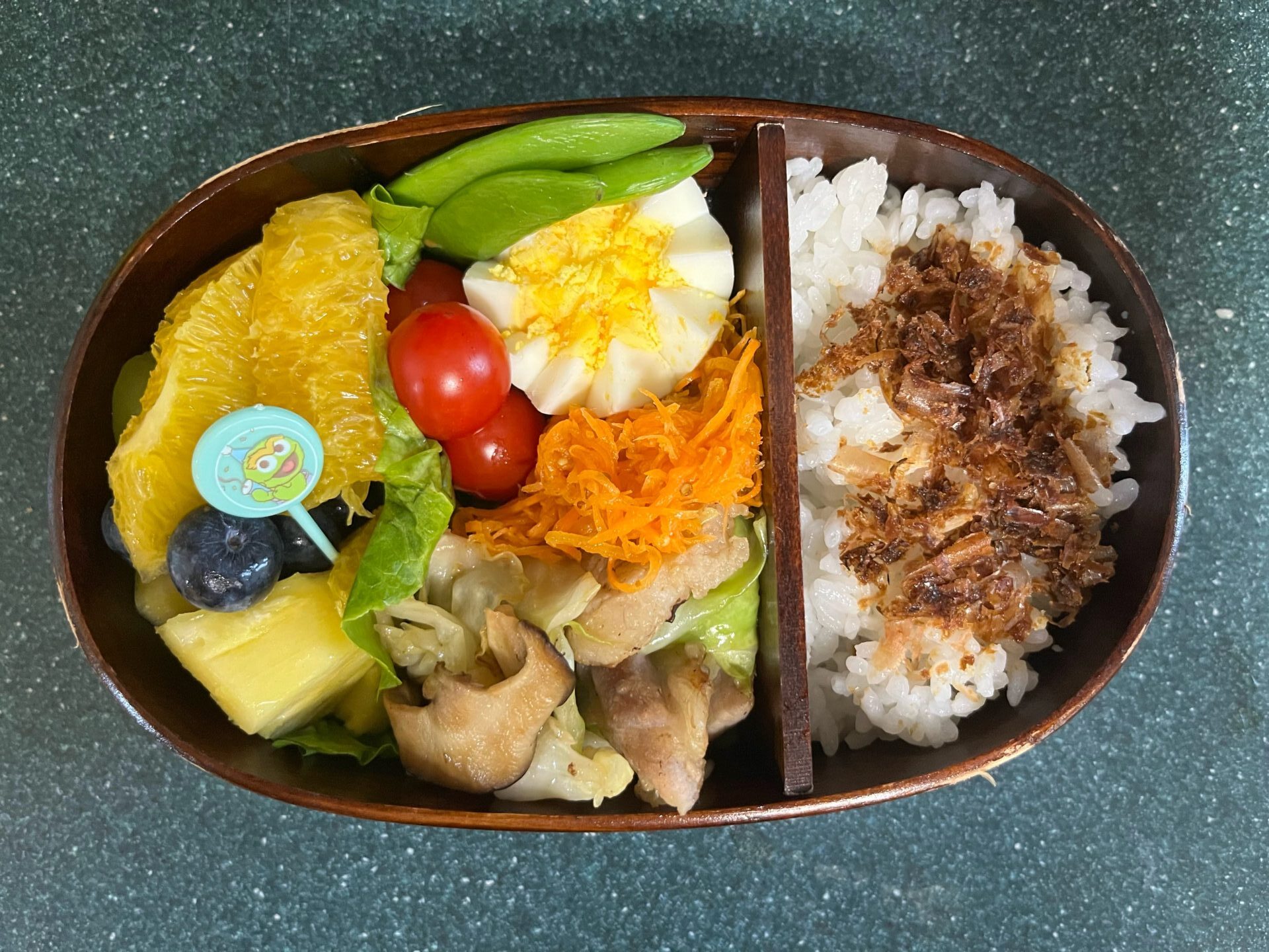 今日のお弁当(9/4)
メインは塩豚とキャベツの炒め物でした