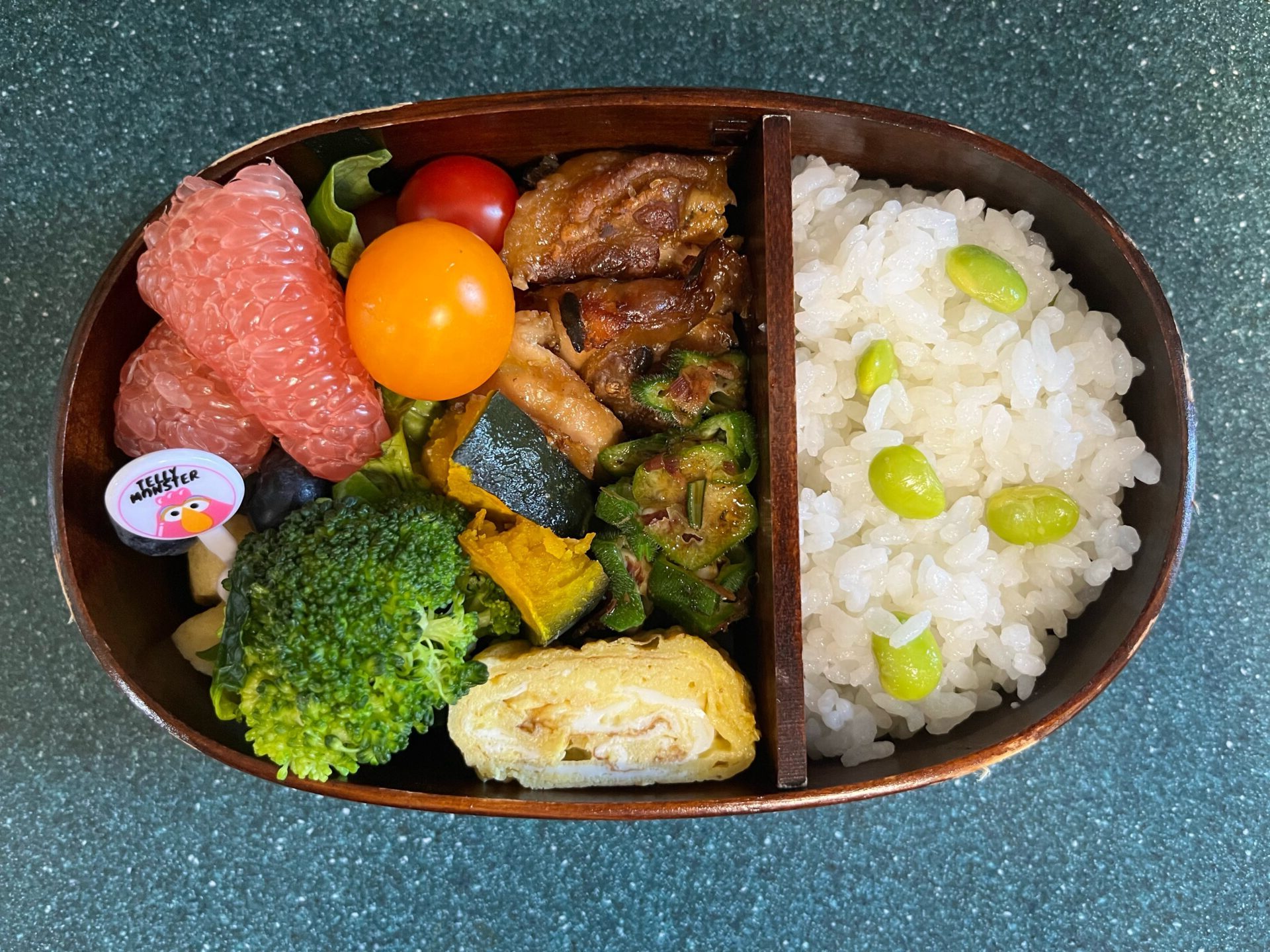 今日のお弁当(9/10)
メインは鶏もも肉の生姜豆豉醬焼きでした