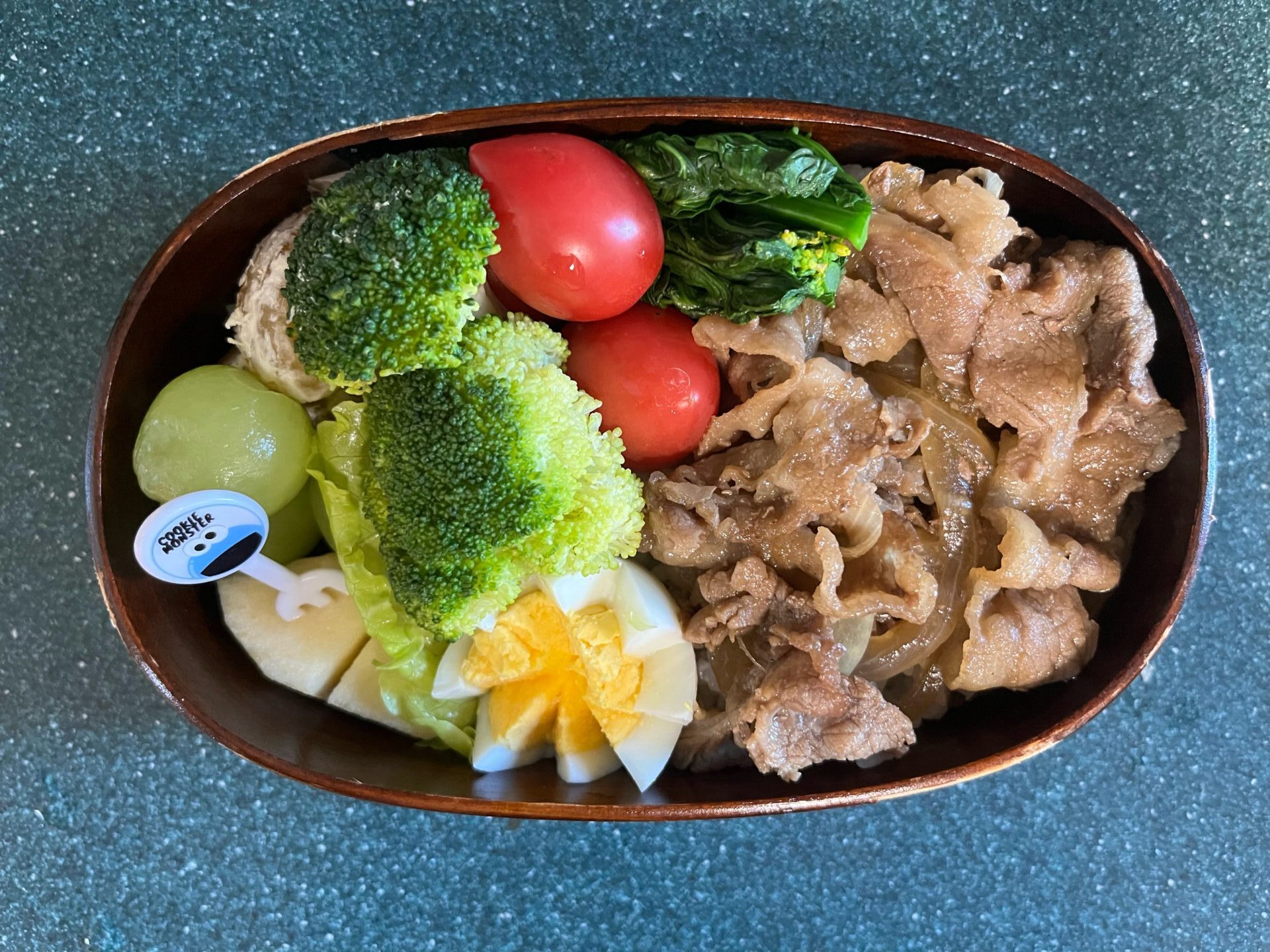 今日のお弁当(10/10)
牛丼でした