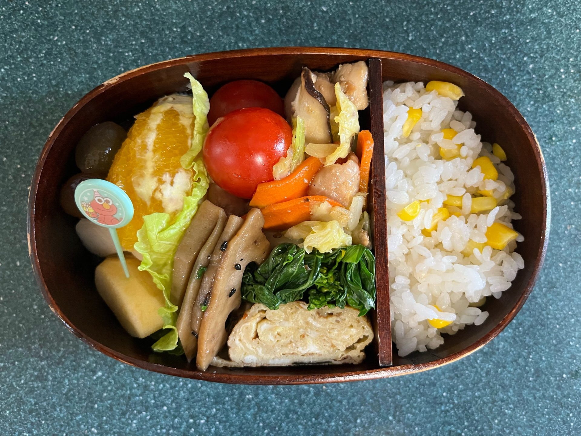 今日のお弁当(10/24)
メインは鶏もも肉とキャベツの生姜豆豉醬炒めでした