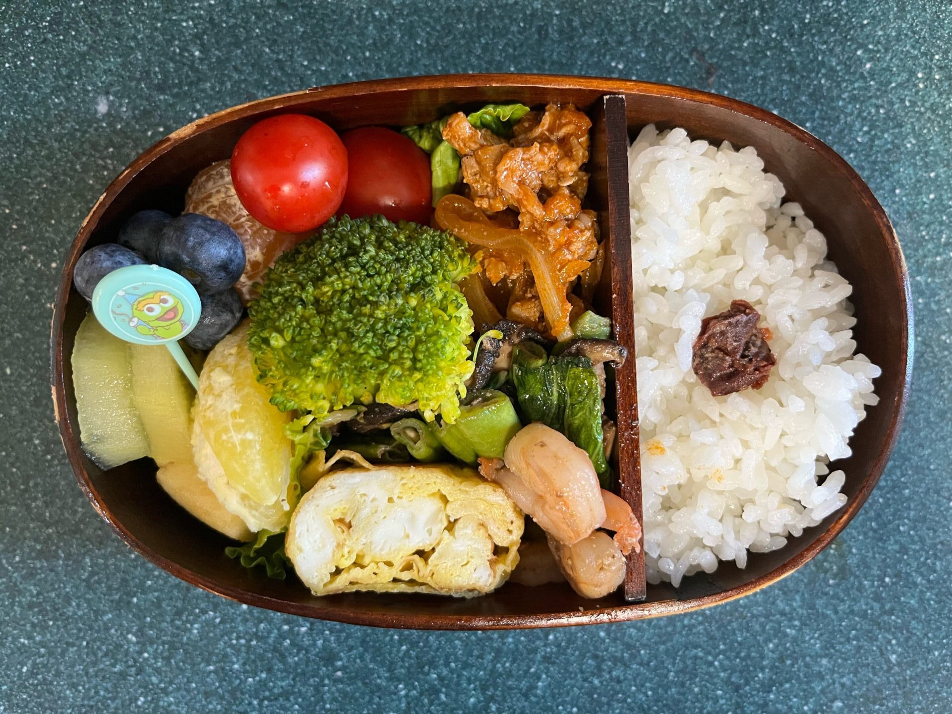 今日のお弁当(11/18)
メインはポークチャップでした