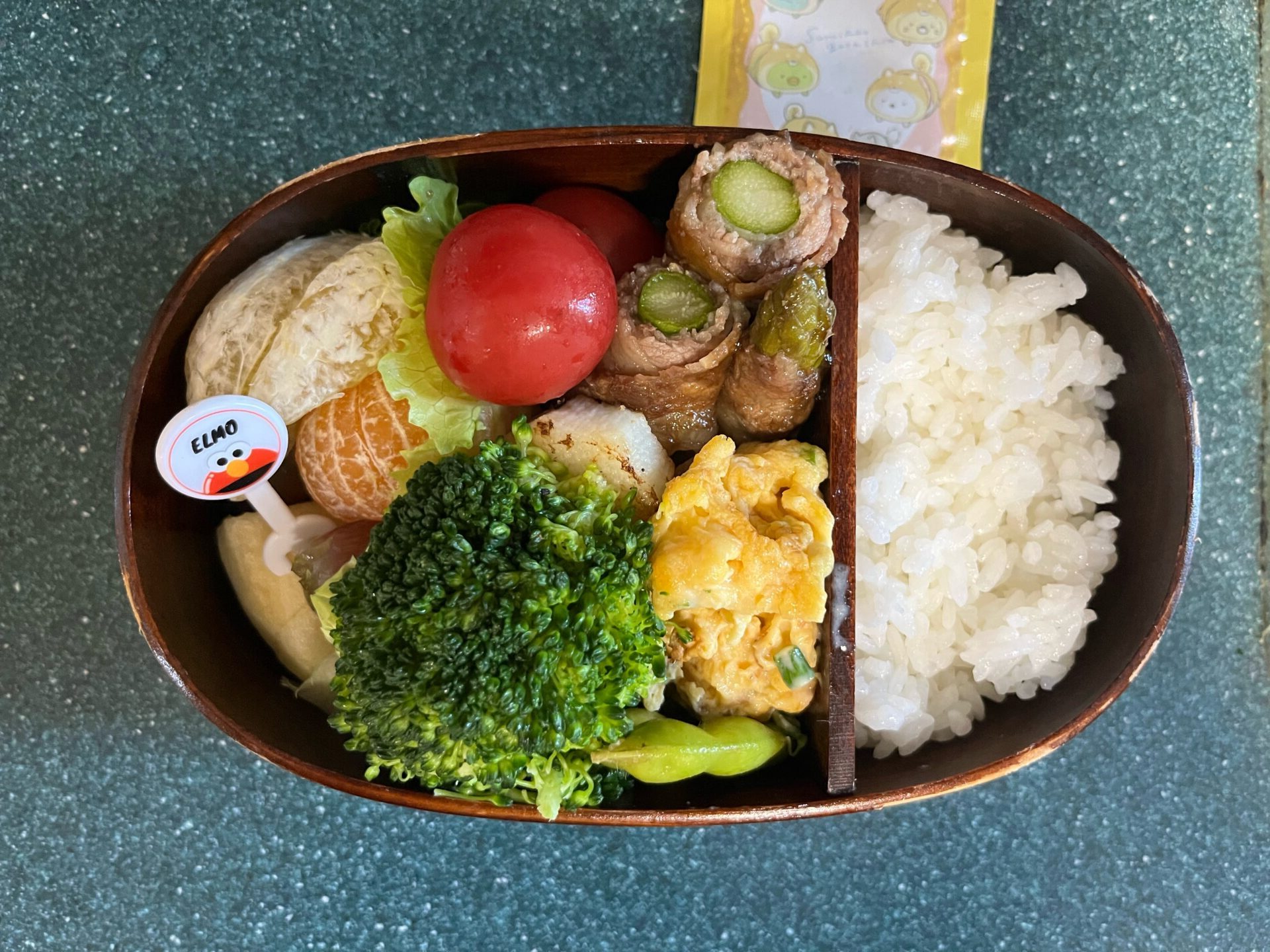 今日のお弁当(11/26)
メインはアスパラ牛肉巻きでした。