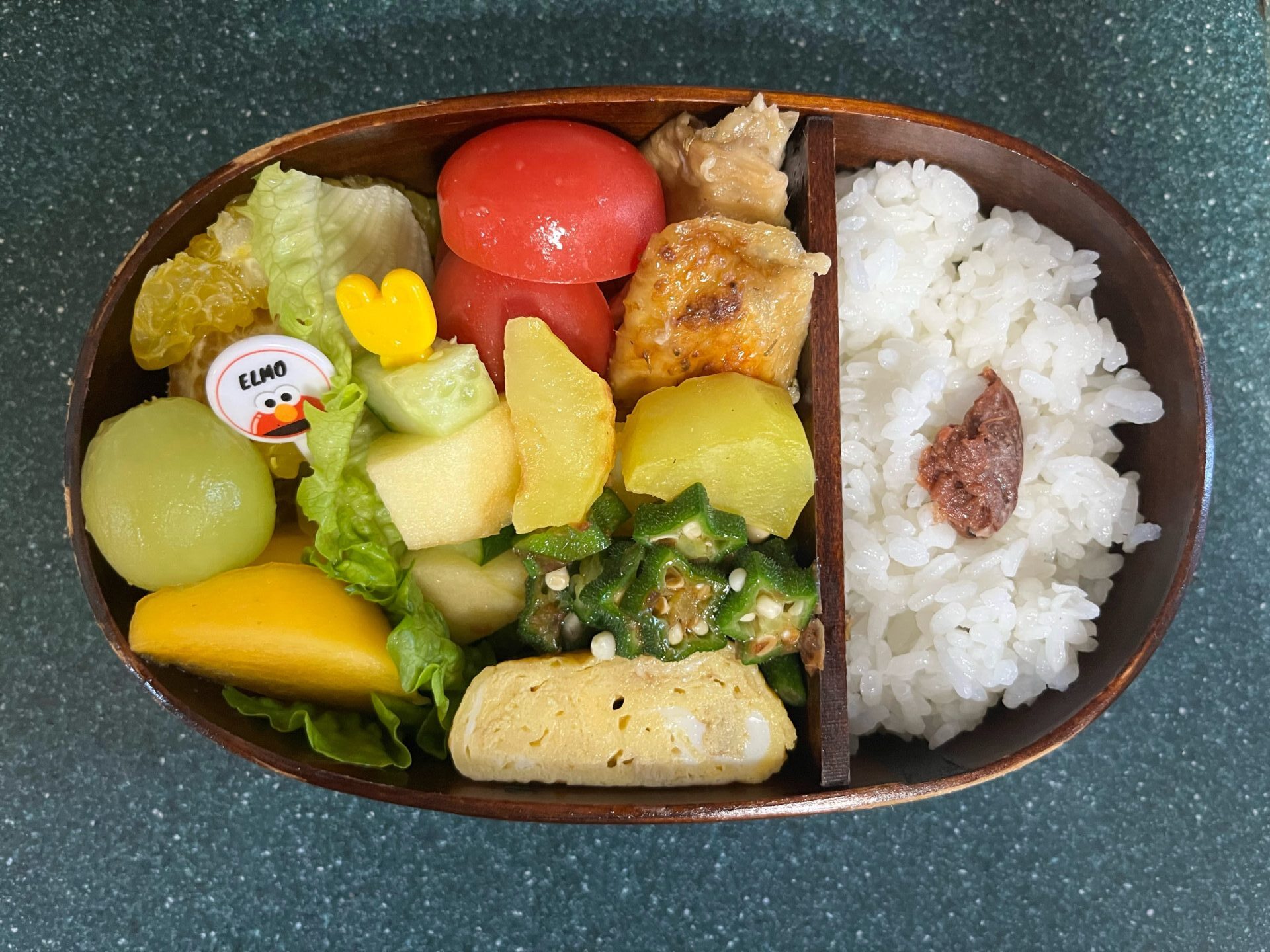 今日のお弁当(12/5)
メインは手羽中の塩レモングリルでした